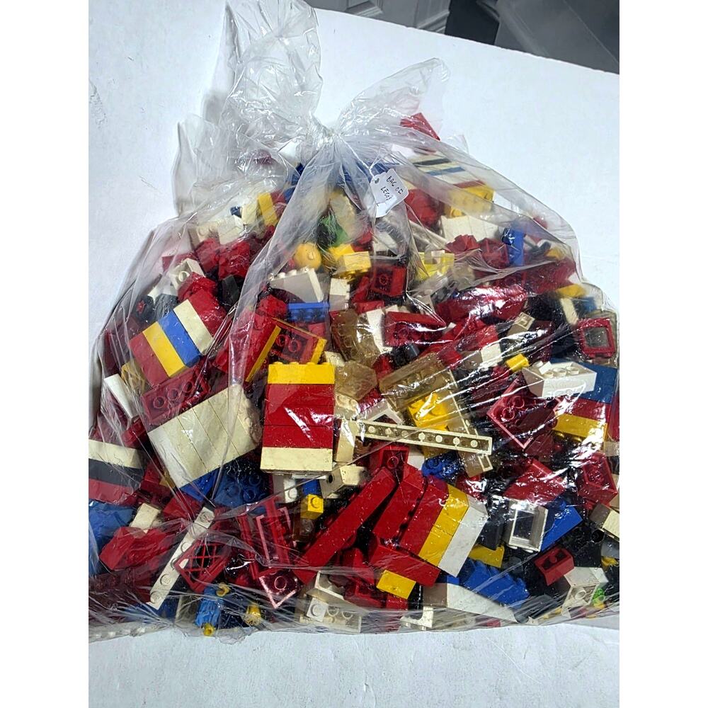 LEGO Bricks and Pieces Mixed Lot Bulk Parts Approximately 3.12lbs Loose